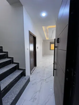 190 m2 3 Bedrooms Apartments for Sale in Zarqa Dahiet Al Madena Al Monawwara