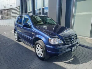 مرسيدس بنز موديل 1999 فئة ML430