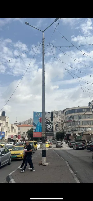 370 m2 . Landlord2