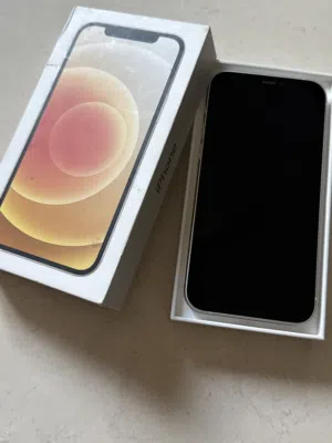 Apple iPhone 12 128 GB in Al Dakhiliya