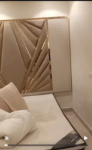 غرفه نوم جديد نظيف استعمال خفيف