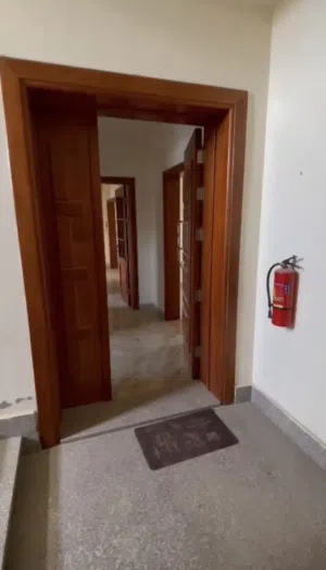 150 m2 3 Bedrooms Apartments for Rent in Tripoli Alfornaj