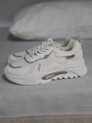 Stylish Men's Sport Sneakers - Comfortable & Lightweight (Available in Sizes39
