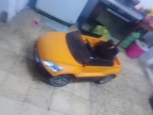 لعبة سياره اطفال حجم كبير للبيع