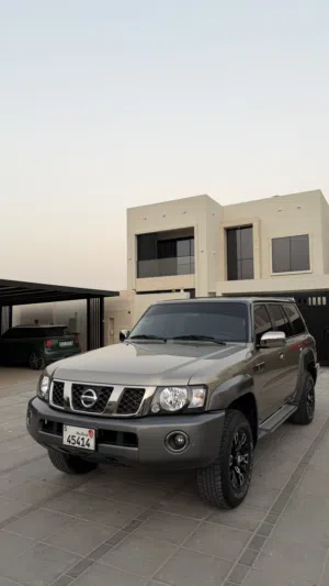 Nissan super safari Al ostura 2024