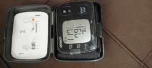 جهاز قياس ضغط الدم. نوع omron بحال الوكاله