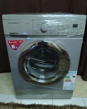 غساله دايو سلفر  8كيلو 1000دورة فل انفينتر موفره للماء والكهرباء بحاله الوكاله للبيع سبب سفر