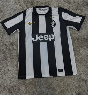 T-Shirts . Nike . S . Used3