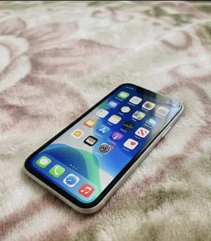Apple iPhone 11 64 GB in Amman