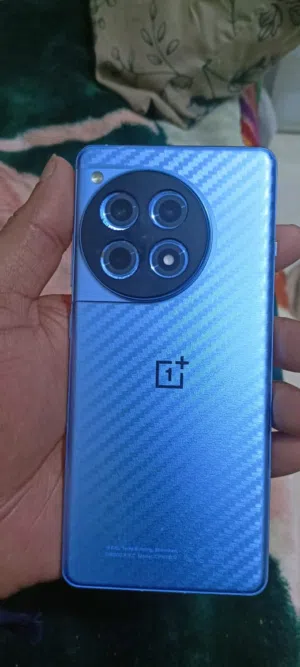 Oneplus 12r 16 gb ram 256 rom with all acceseris available like new condition no scratches
