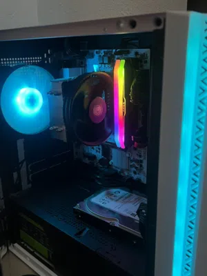 Windows Custom-built  Computers  for sale  in Benghazi
