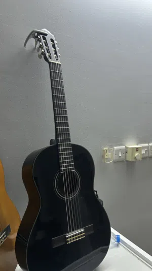جيتار YAMAHA ( c40) اصلي