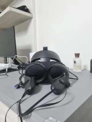 Oculus Rift S  نضارة rift s مع كل قطعها الاصليه