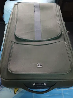 حقيبة سفر حجم كبير