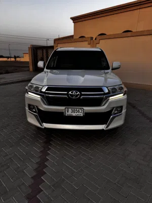 Toyota Land Crucer