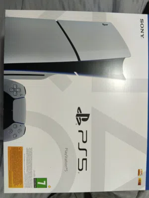 بلايستيشين 5 سليم مستعمل ب 210 دينار 850GB