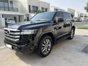 Land Cruiser 3.5T in excellent condition