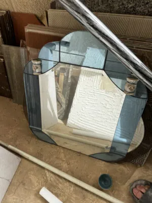 للبيع مطلوب بكل وحده خمسه
