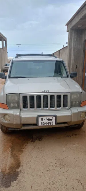 جيب كومندار محرك 37