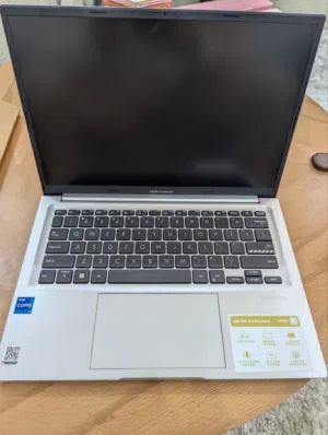 Asus Vivobook 14 كسر زيرو من الصين، سعر ومواصفات ممتازة