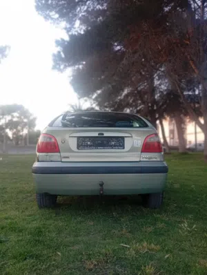 رينو ميجان موديل 2001