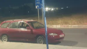 هيونداي افانتي 1997 موديل أحمر بمواصفات كورية وديزاين داخلي أحمر