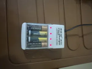 شاحن باتريات