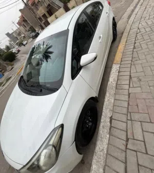 سيراتو 2014مكينه 2000بيها جاملغ وبنيد ماشيه 96 رقم بغداد الجديد هزا جديده قبل يو مين سويت صدرها