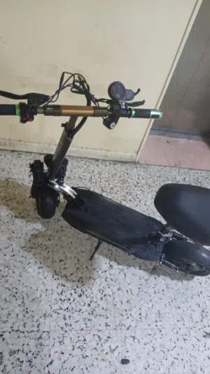 Electric scooter E10