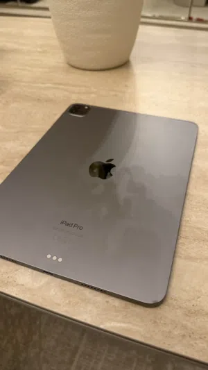 ايباد برو 11 إنش  iPad Pro 11 inch