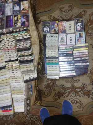 مسجلات يابانية الصنع وكاسيتات اشرطه أغاني قديمه وحديثه واشرطه تلاوة القرآن وقصص دينية