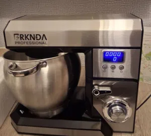 عجانه كهربائية BRAKNDA مستعمل استعمال خفيف تواصل واتساب