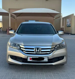 HONDA ACCORD 2.4 MODEL 2015 NEAT AND CLEAN CAR