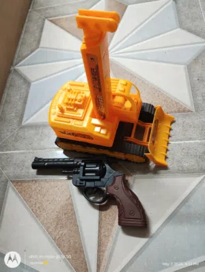 Kids Toy Set for Sale – Excavator & Toy Gun – Good Condition Whatsapp Msgz Only