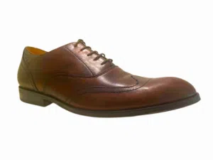 للبيع حذاء رسمي من Clarks جلد 100% بحالة ممتازة (شبه جديد) Clarks 100% genuine leather in excellent