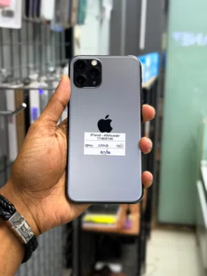iPhone 11 Pro 256 GB Excellent and smooth condition phone at Affordable price