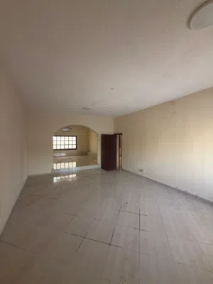 250 m2 2 Bedrooms Townhouse for Rent in Ras Al Khaimah Al-Dhait