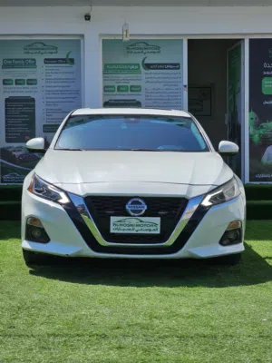 Used Nissan Altima in Muscat