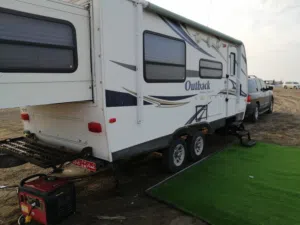 كرفان أمريكي للبيع للتواصل مباشر مع المالك الرقم في الوصف