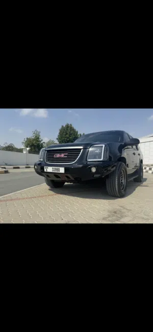 Used GMC Yukon in Sharjah