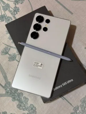 سامسونج s25 ultra مستعمل شهر نضافة 100% مع كامل ملحقاتة وهدية سماعة Samsung الاصلية