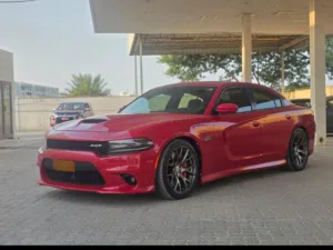 دودج تشارجرsrt خليجي وكالة عمان2015 بحالة ممتازة