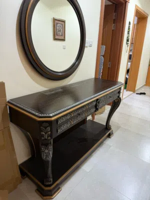 Decorative Table for entrance