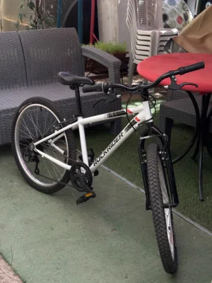 Decathlon Rockrider ST100 - Like brand New Negotiable