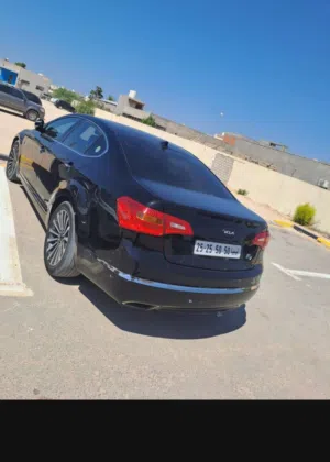 Used Kia Cadenza in Tripoli