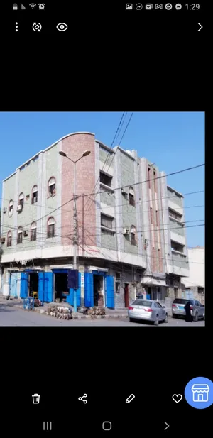 4 Floors . 268 m2 . Landlord0