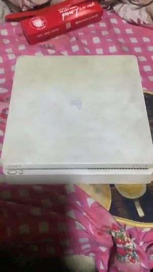PS فور مستعمل
