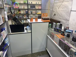 ميز كاشير للبيع