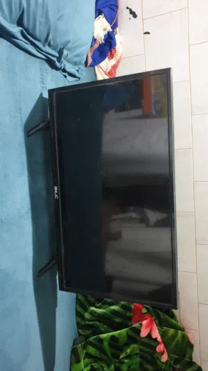 شاشة مستخدم نظيف 32 بوصة