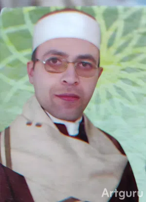 الدكتور محمد هيكل محفظ القرآن الكريم بعلم التجويد وعلم المقامات الصوتية